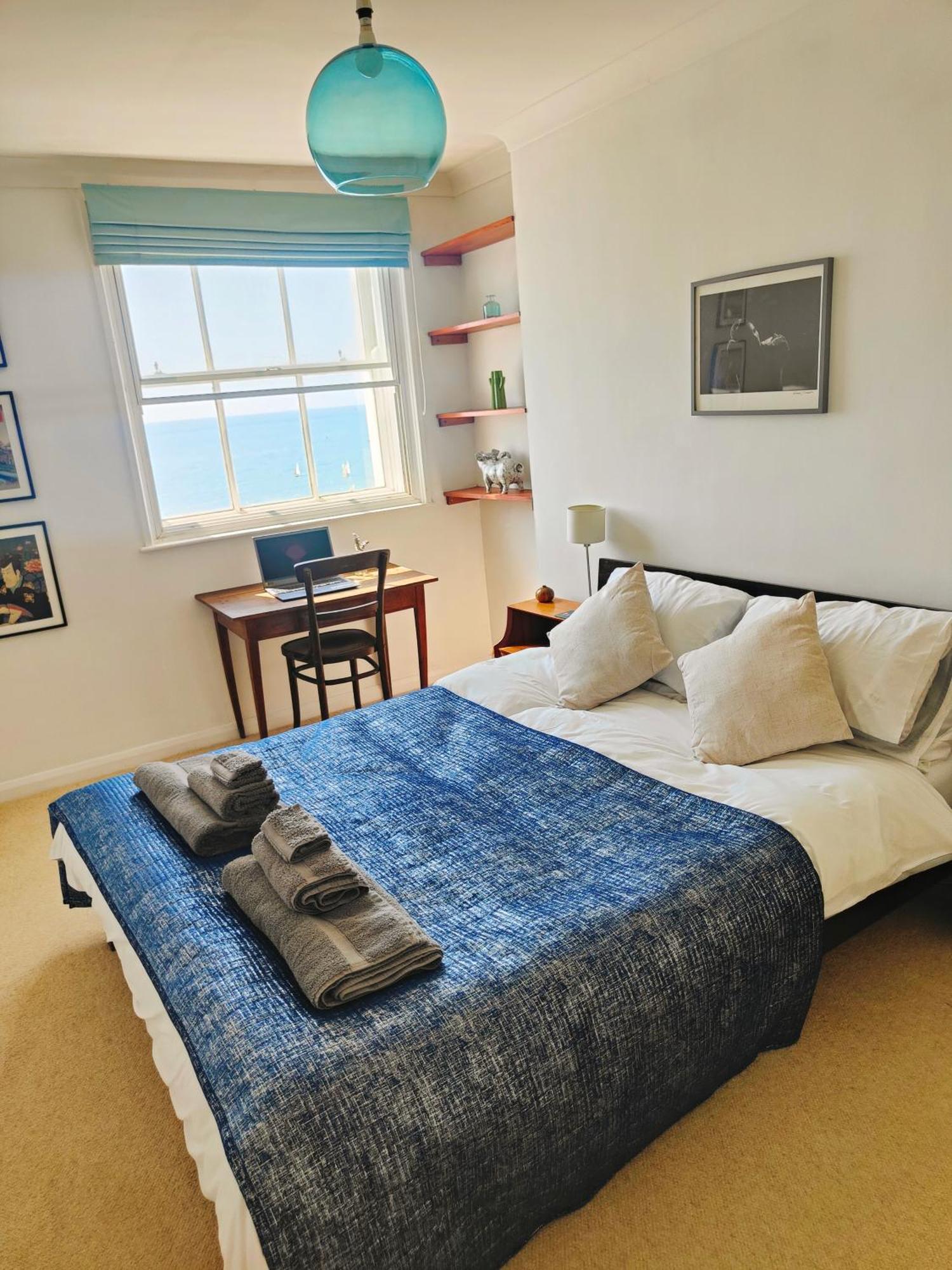 Stunning Seafront Flat,St Leonards Apartman Kültér fotó