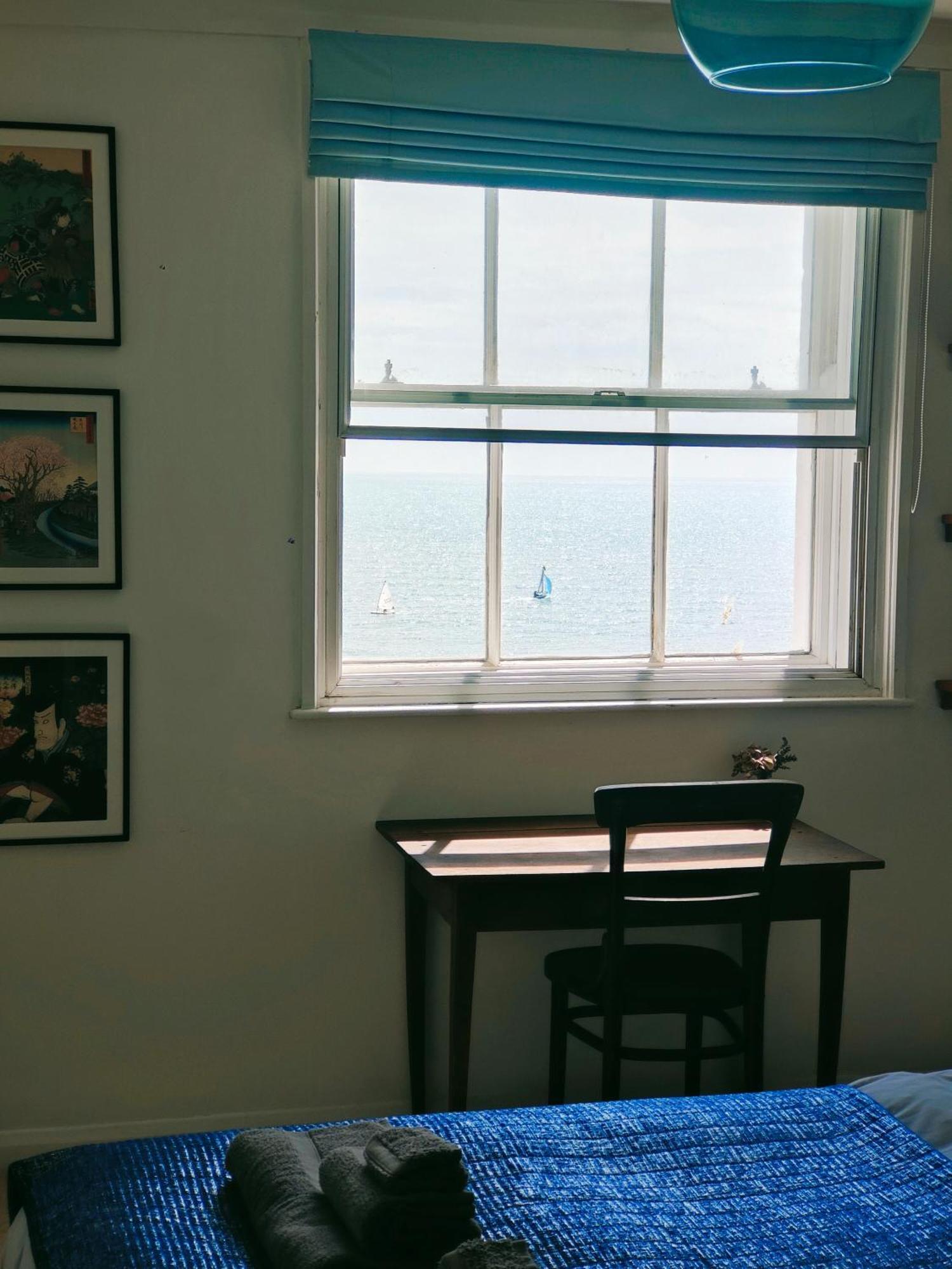 Stunning Seafront Flat,St Leonards Apartman Kültér fotó